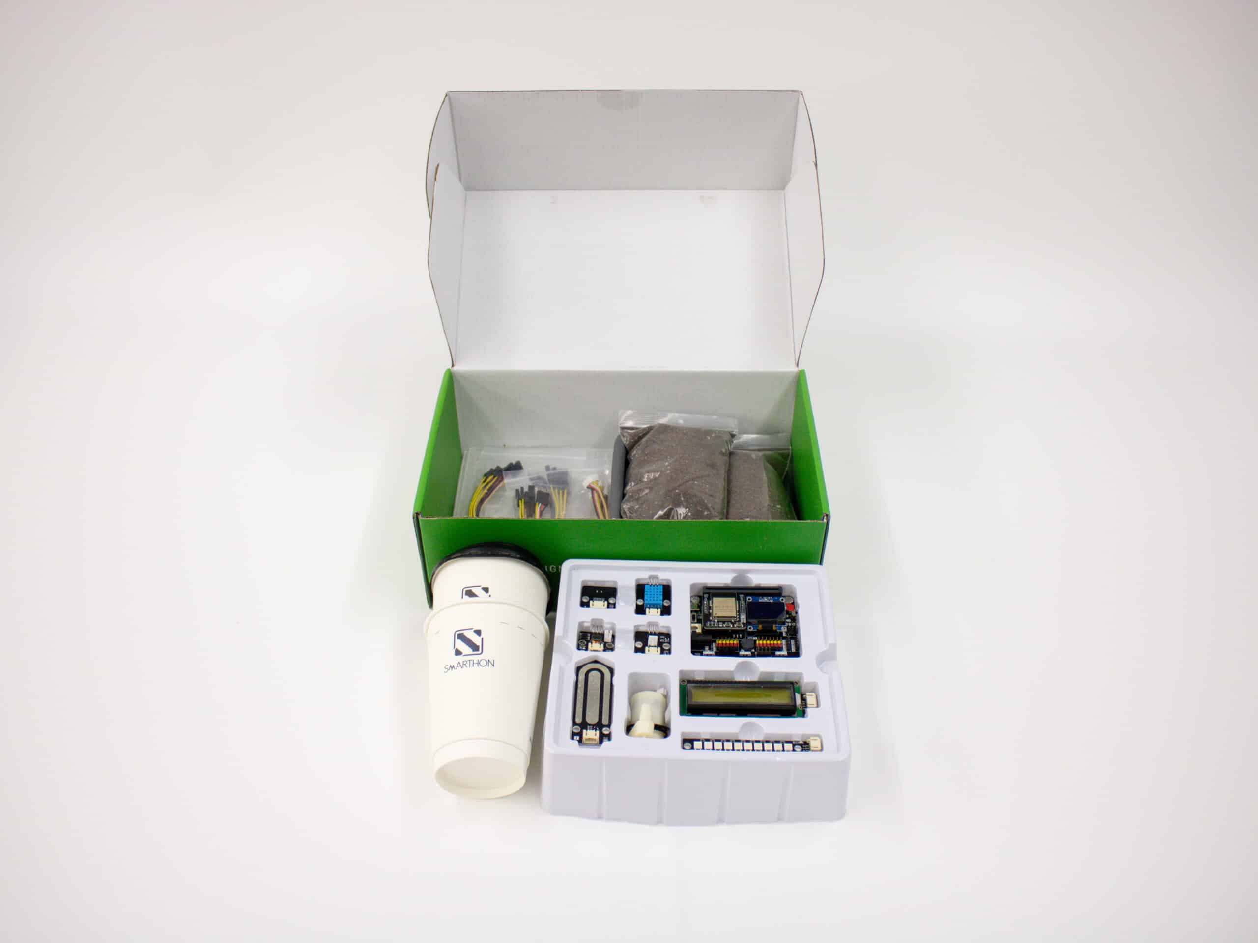 Smart Garden Farmer Kit components